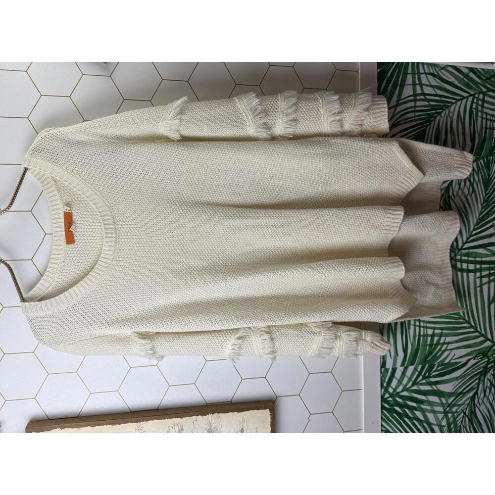 One A Cream Knit Fringe Tunic Length Scoopneck Knit Sweater - Size - XL - Picture 6 of 6